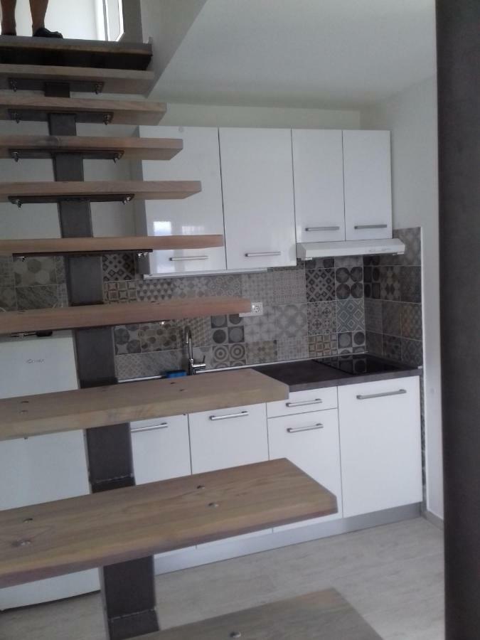Apartman Nena Apartamento Slatine Exterior foto